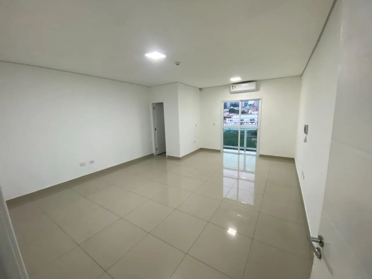 Sala comercial na Avenida Santo Antônio, 204 - Sala 23  40 m²