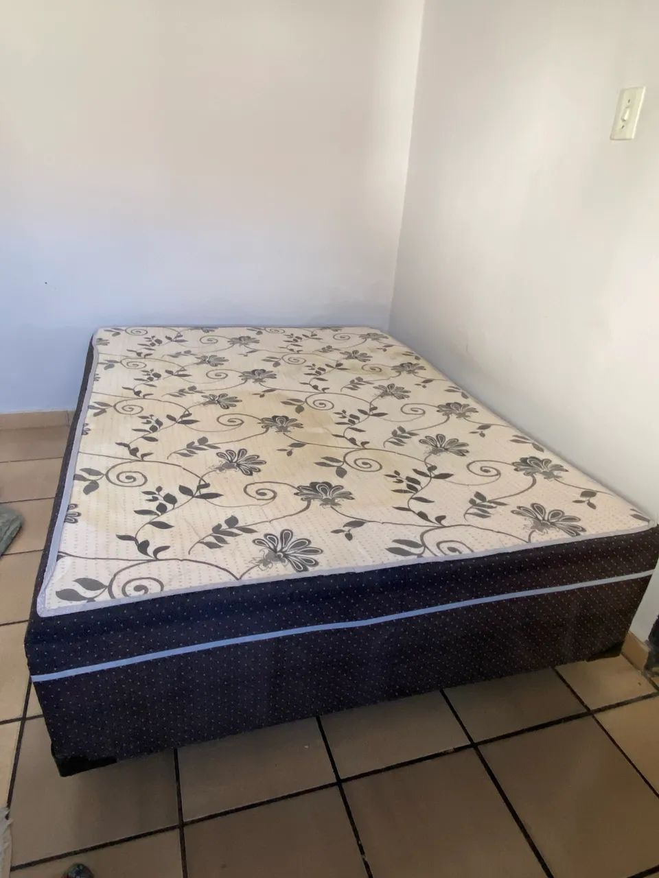 Cama box de casal - Foto 2