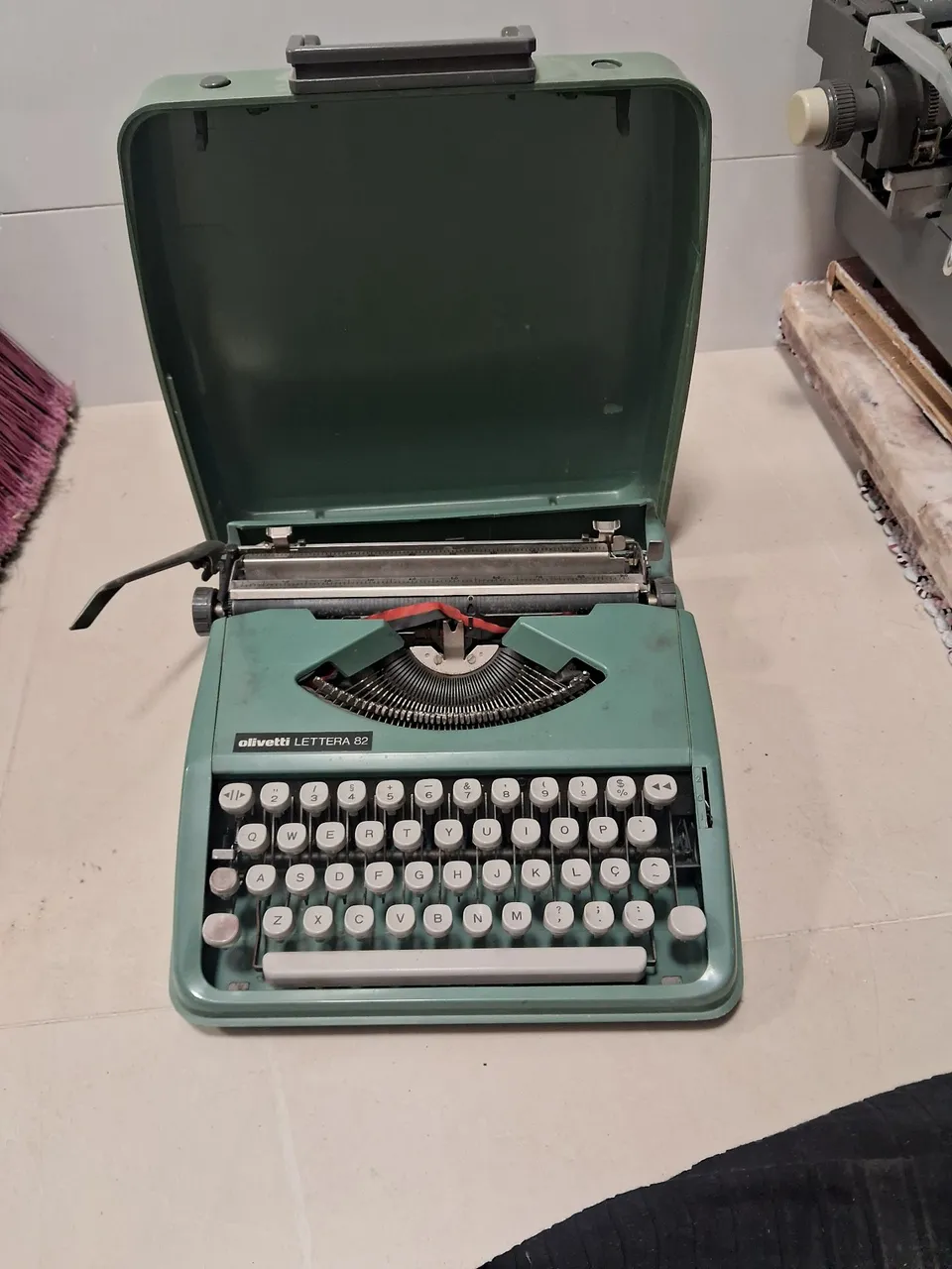 70-80's olivetti オリベッティトレイ Giorgio Soavi Máquina de escrever Olivetti College - anos 70/80 (para