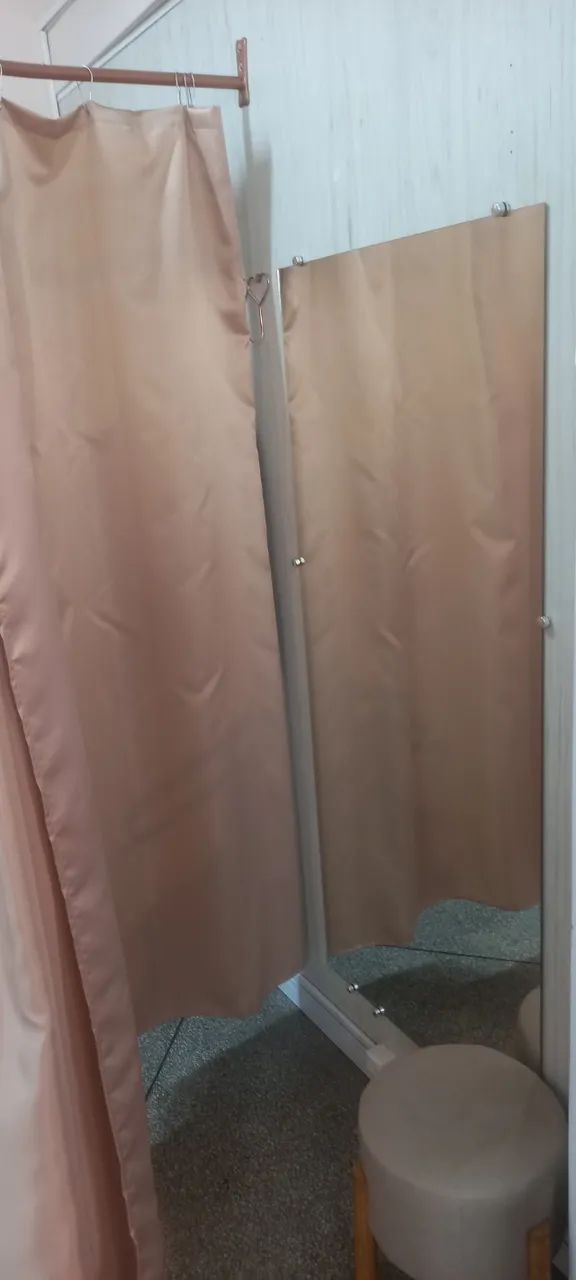 Fitting Room Kit with Mirror and Stool64994171355907123