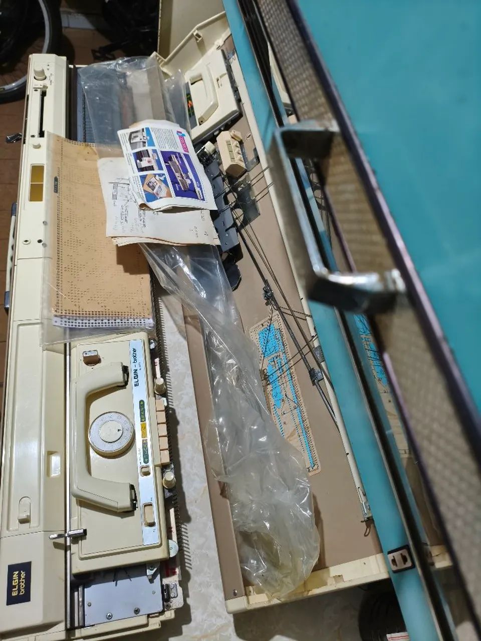 máquina de tricô  - Foto 4