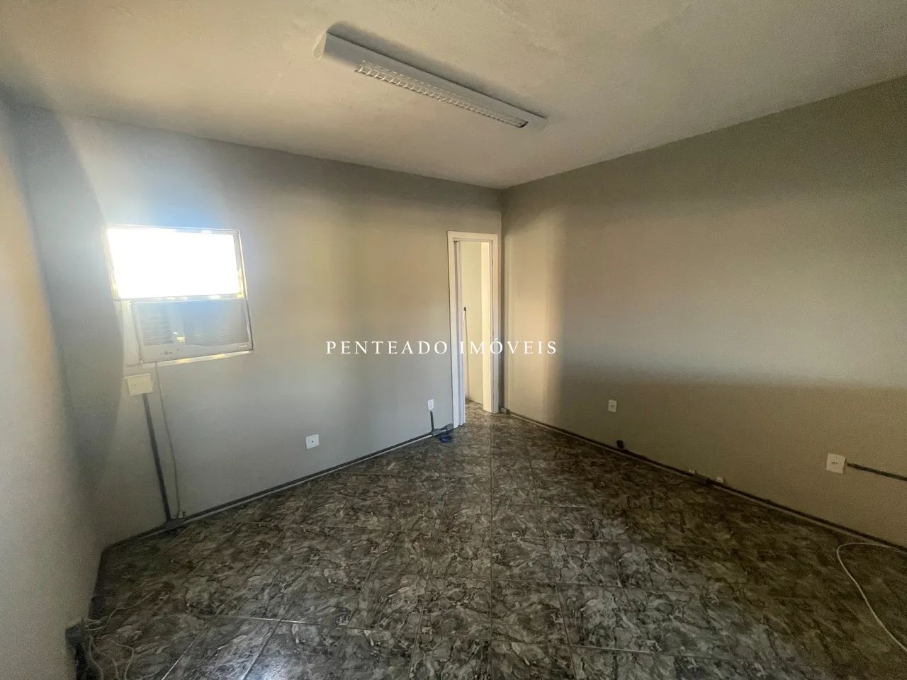 Ponto comercial/Loja/Box para aluguel possui 50 metros quadrados em Niterói - Canoas - RS - Foto 7