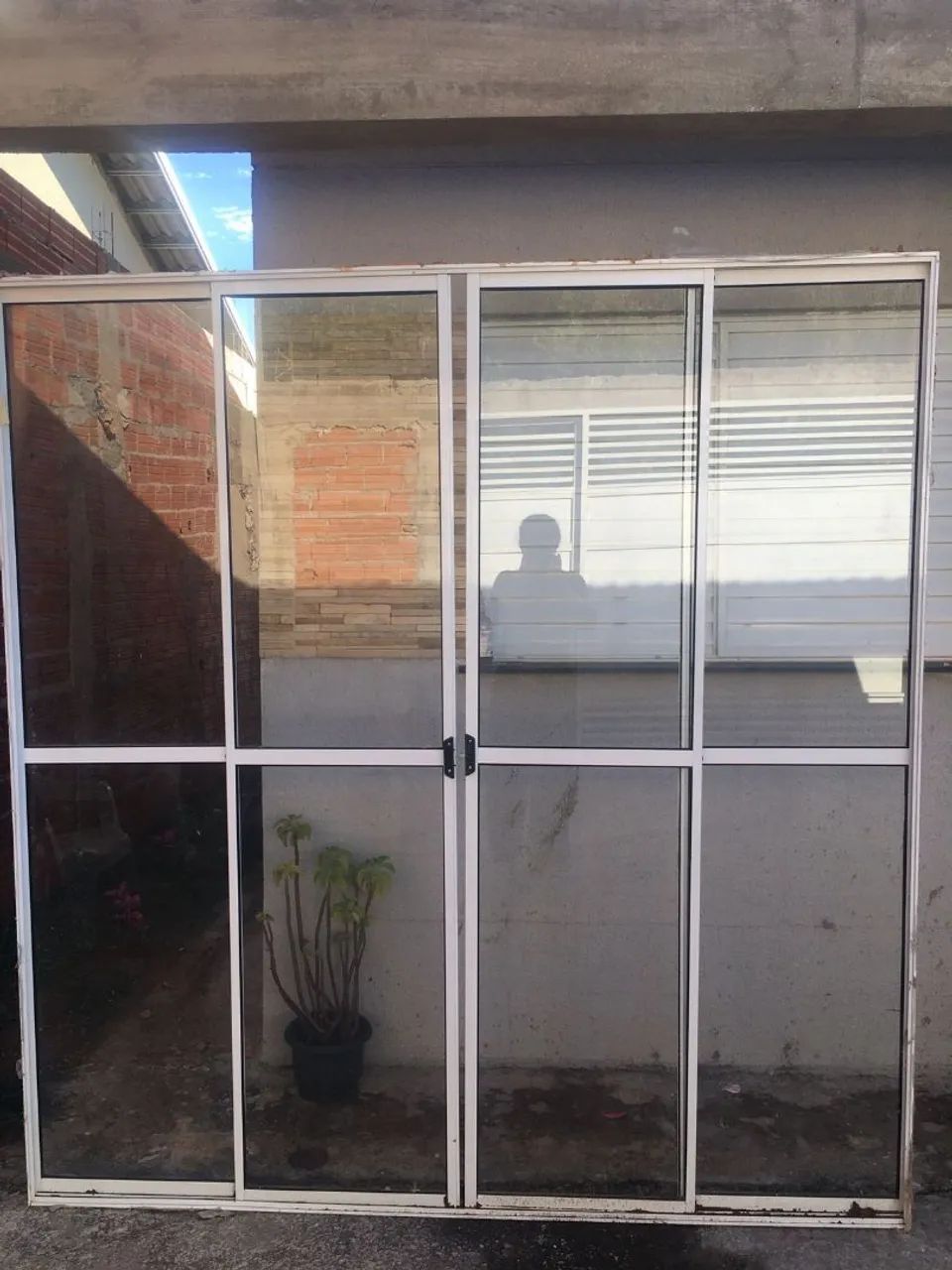 Porta sacada 