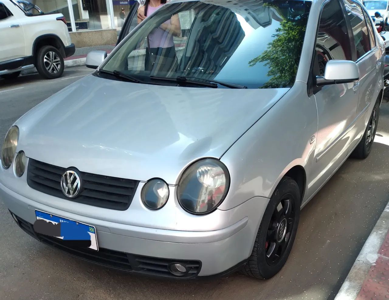 Volkswagen Polo Sedan 1.6 MI Total Flex 8V 4P 2005