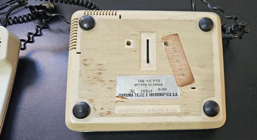 Telefone de mesa com fio Daruma - Foto 4