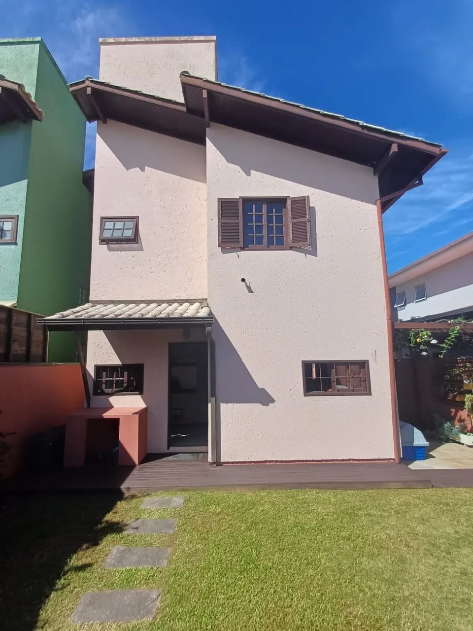 Casa com 3 dormitórios no Campeche - Espaço, conforto e área de lazer privativa - Foto 4