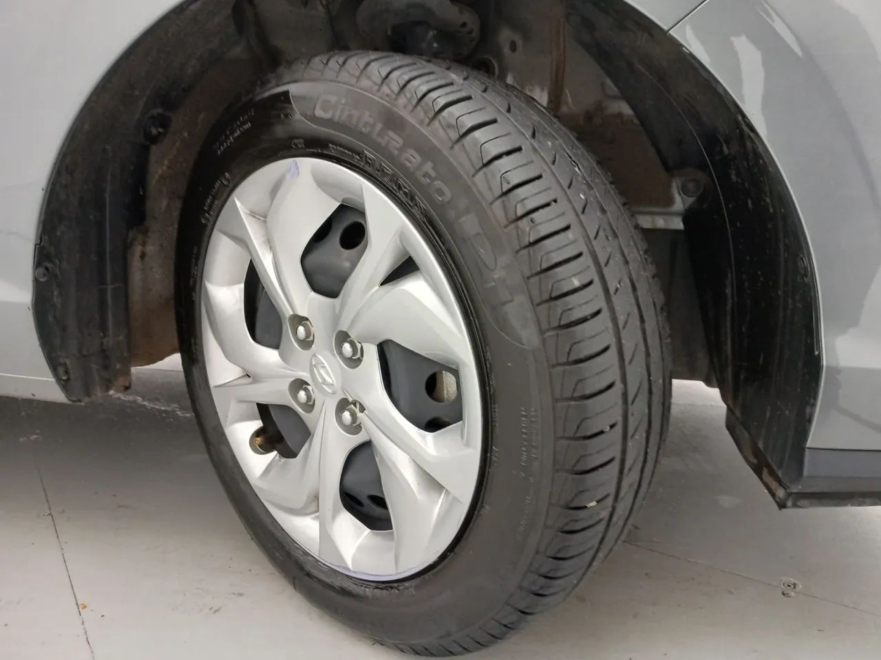 Hyundai HB20S Comfort 1.0 Flex 12V Mec., foto 13 de 18
