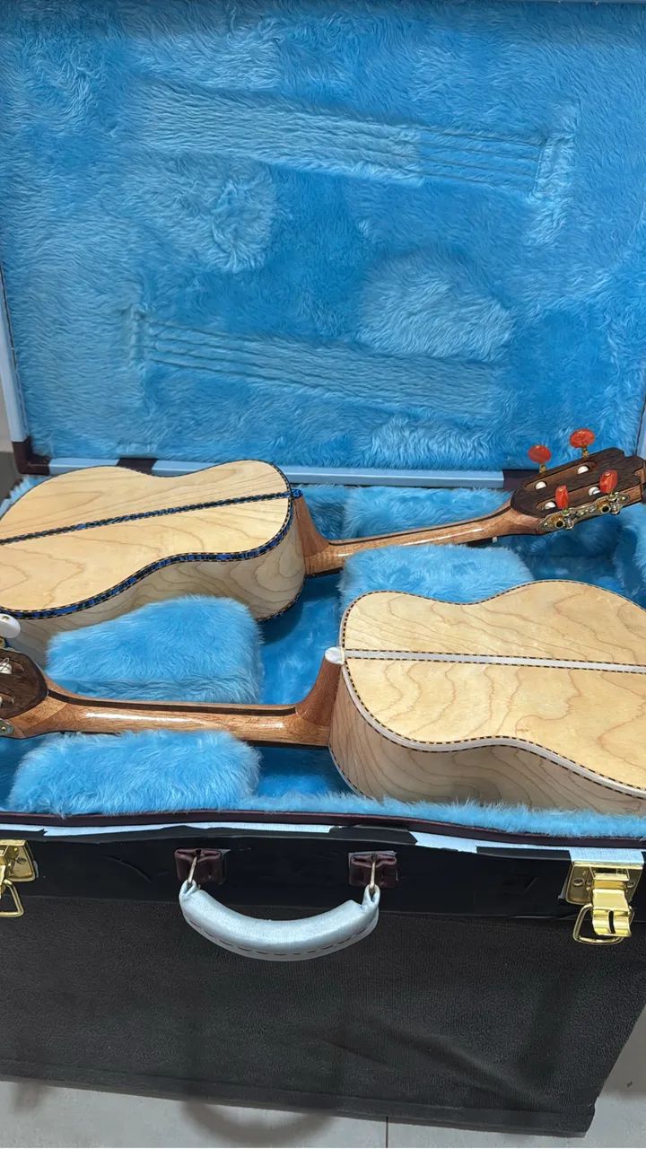 Cavaquinho de faia 