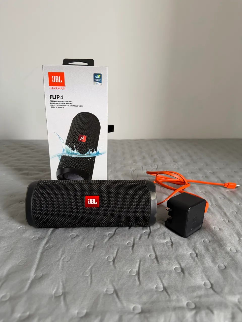 Caixa de som JBL Flip 4 - Foto 2