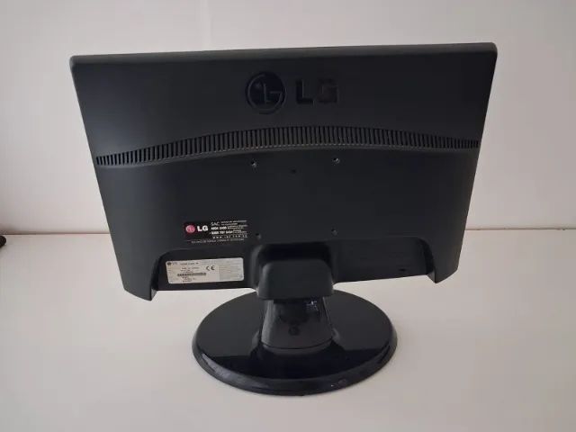 Monitor LG Flatron W1643C (15.6") - Foto 2