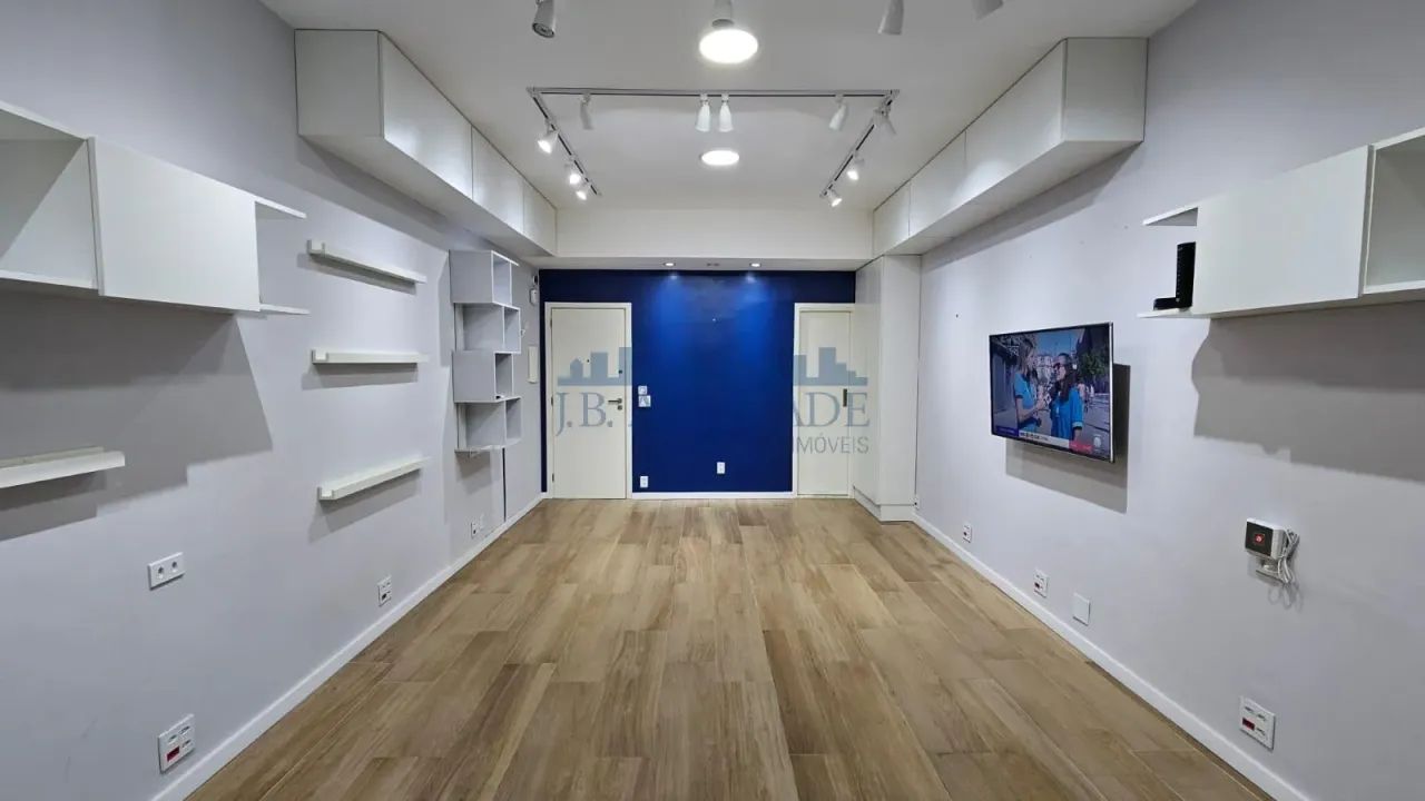 Copacabana  Sala Comercial 30 m² | Reformada | Frente | Pronta para Uso - Foto 2