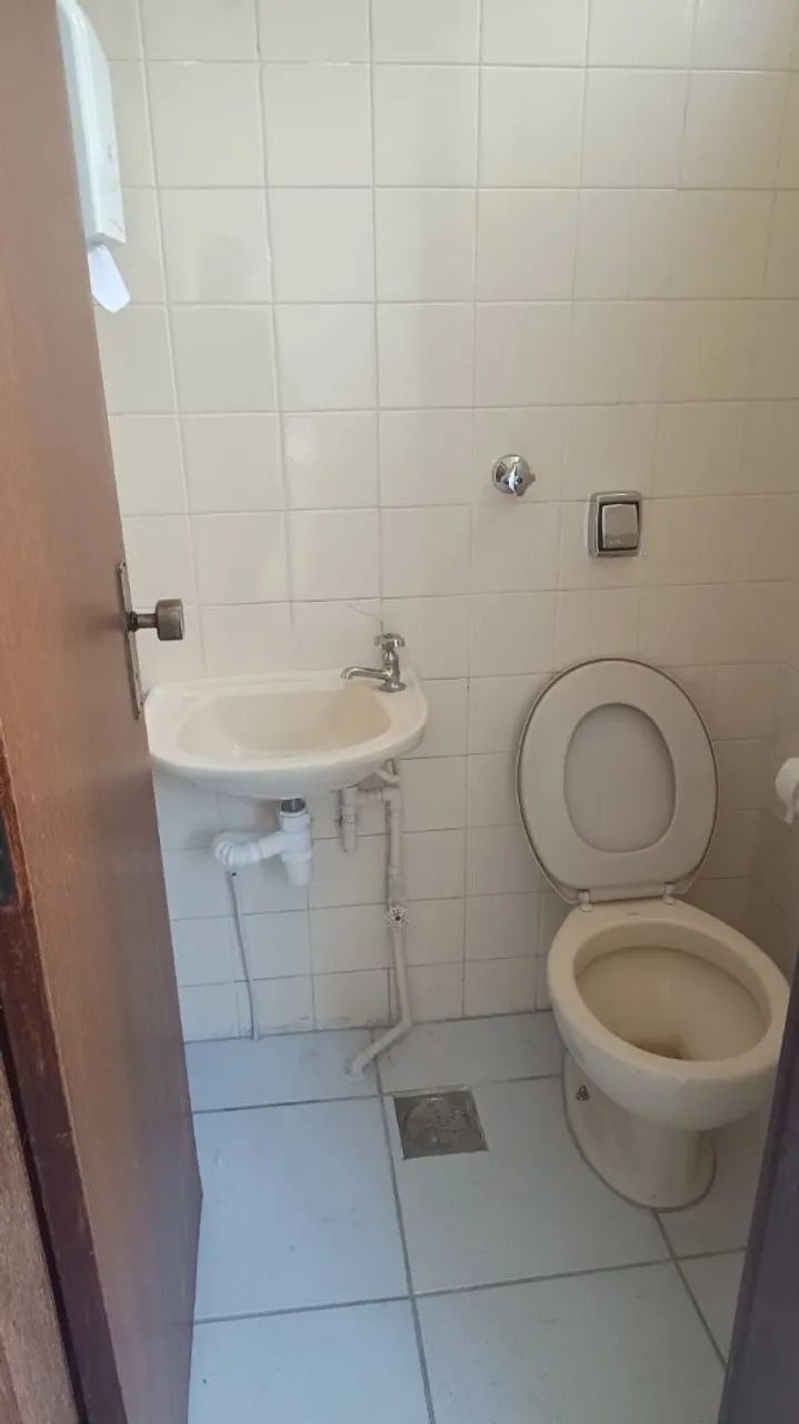 VENDO EXCELENTE SALA COMERCIAL  - Foto 3
