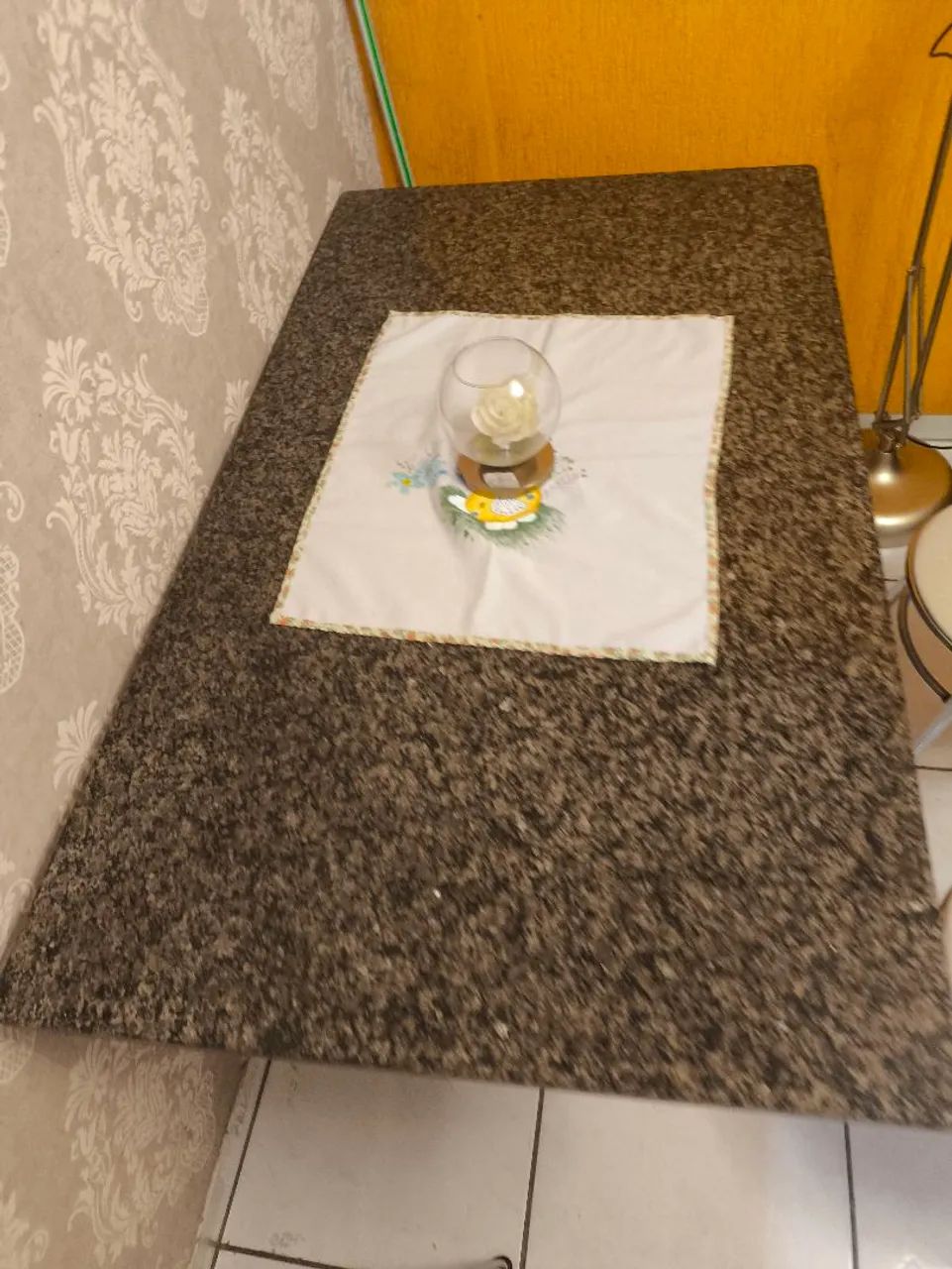 Mesa de mármore 140x80cm