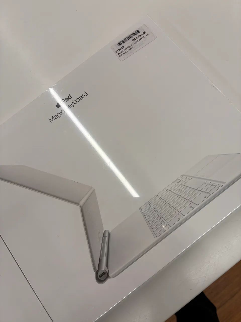 Magic Keyboard Apple lacrada.