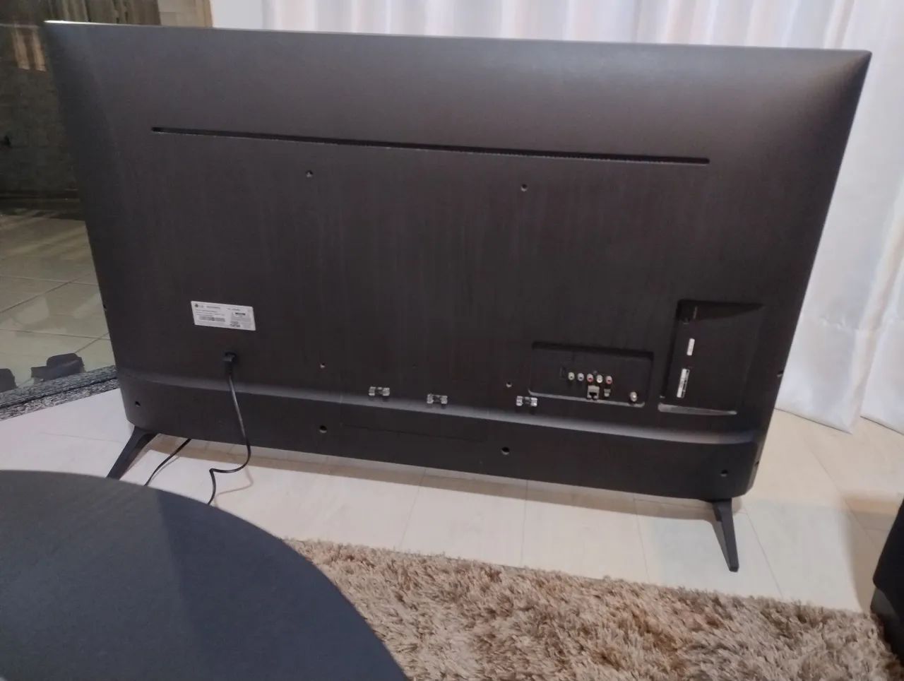Vendo carcaça de tv LG 49 - Foto 2