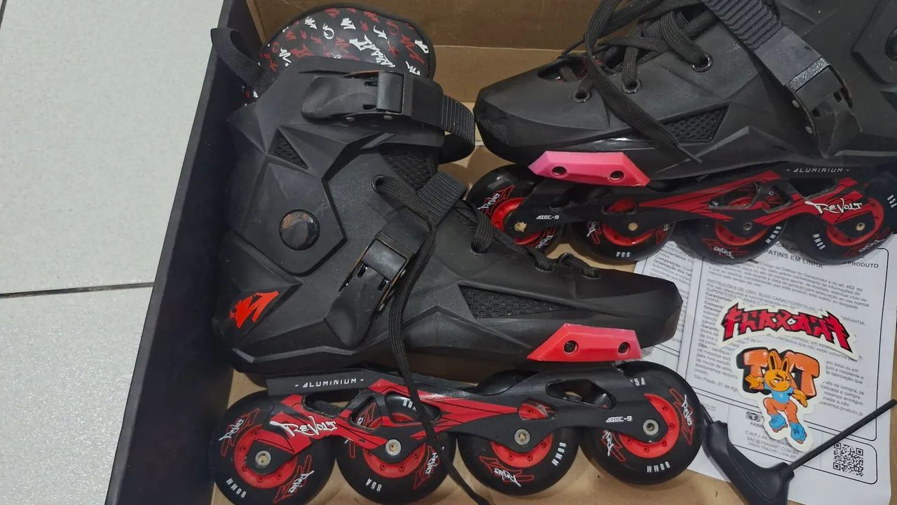 OPORTUNIDADE! PATINS REVOLT TRAXART 