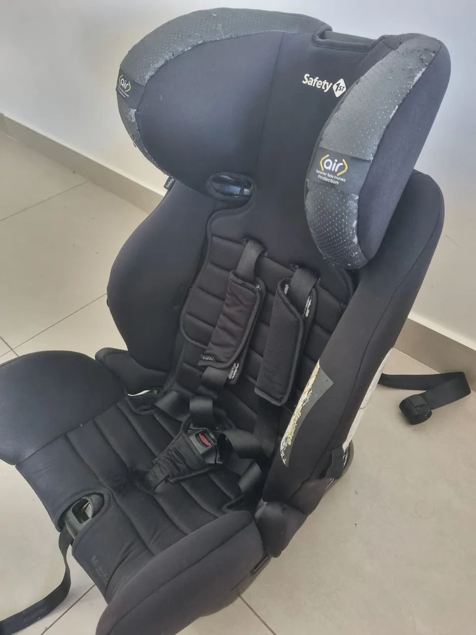 Vendo Cadeira Para Carro Multifix com Isofix Black Safety 1 - Foto 2