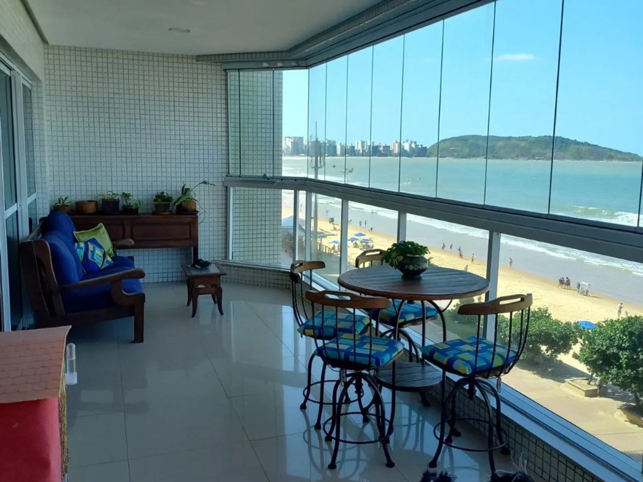 APARTAMENTO - 4 dormitórios - PRAIA DO MORRO - Guarapari