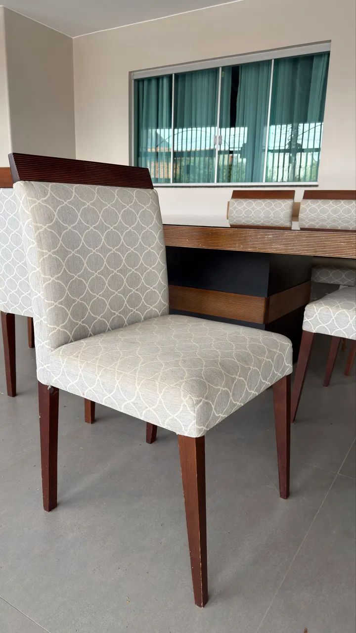 Mesa de 8 lugares com cadeiras  - Foto 2