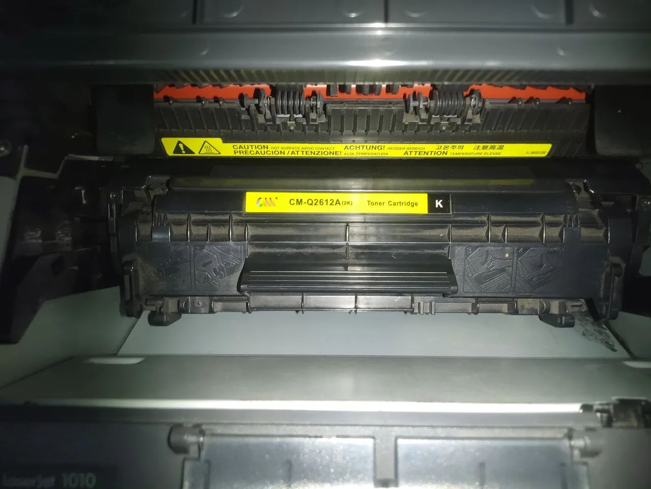 Impressora Hp LaserJet 1010 com toner novo - Foto 5