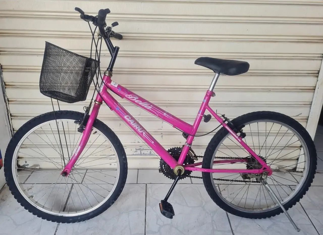 Vendo BICLETA INFANTIL ROSA em estado de nova.