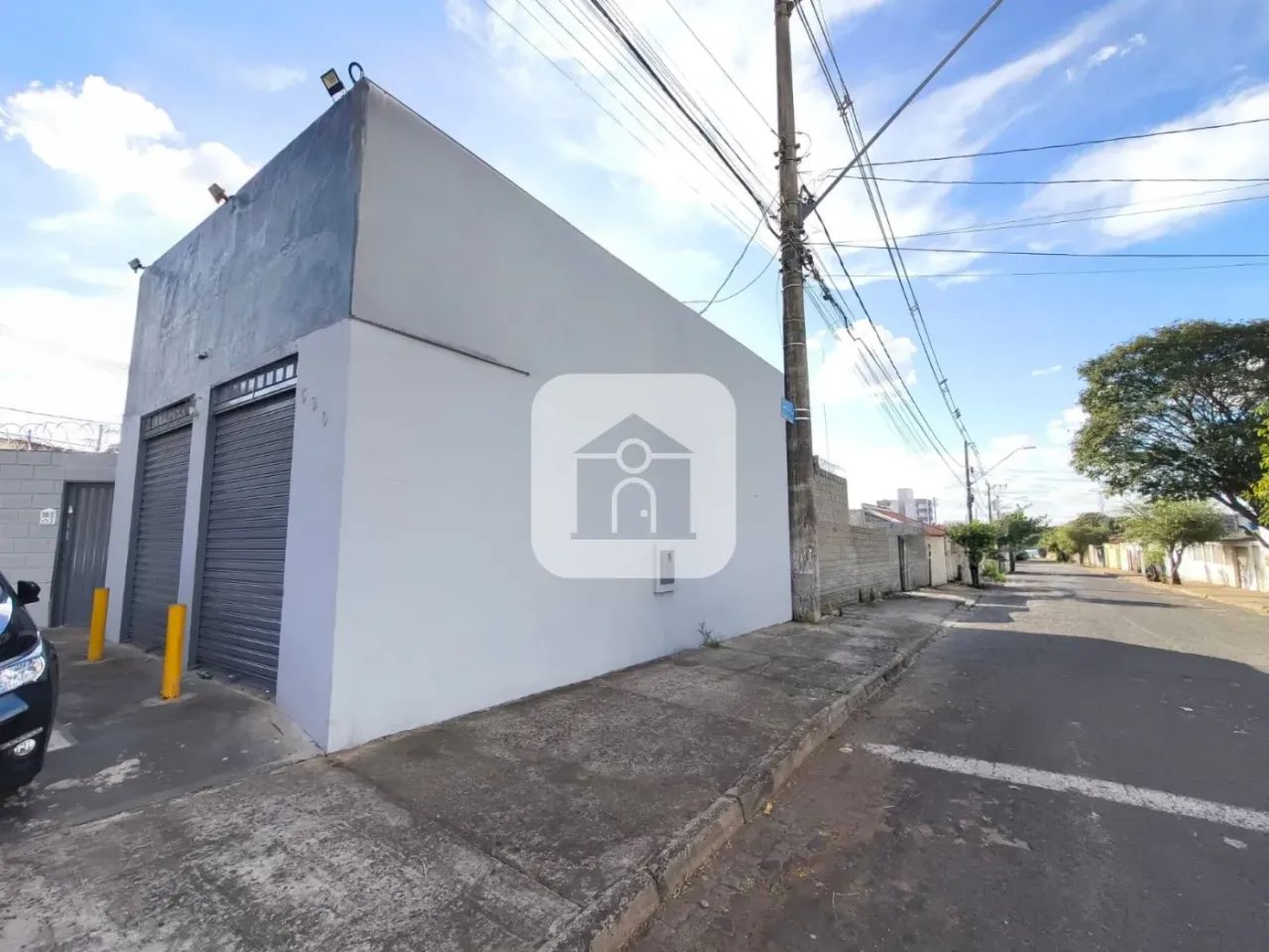 Cômodo comercial para locação no bairro Tubalina - Foto 2