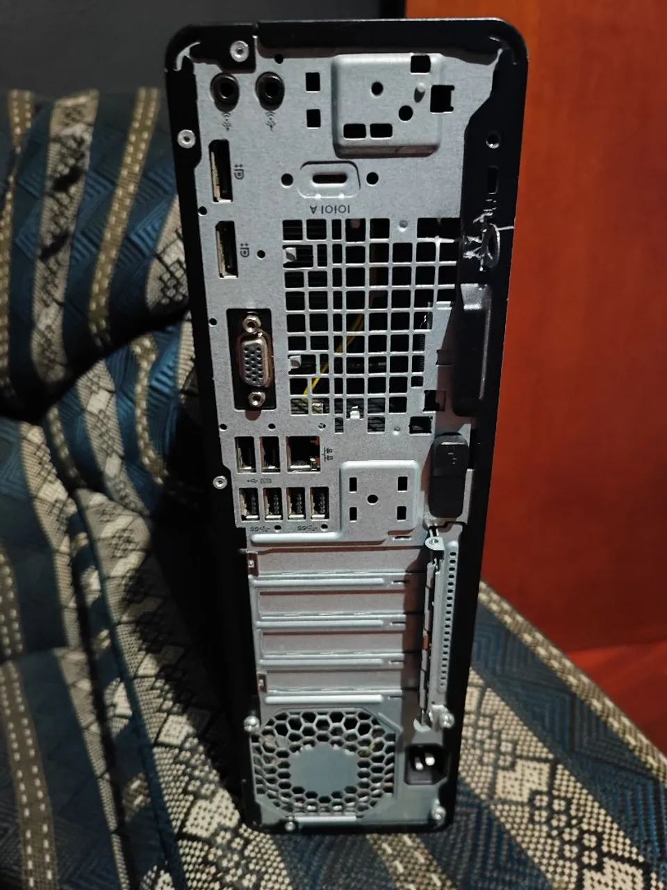 Computador Desktop HP EliteDesk - Compacto, Rápido e Ideal para Empresas - Foto 3