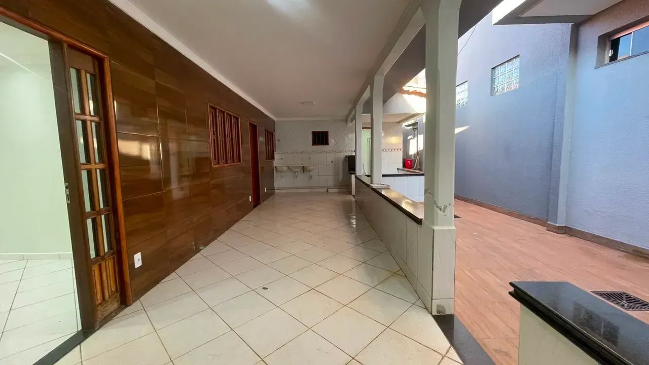 CASA PARA ALUGUEL - PRÓXIMA À UFG