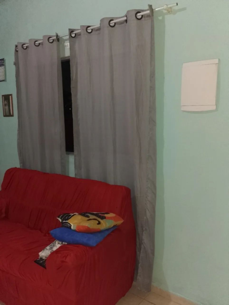 Tapete vermelho e capa de sofá  - Foto 3