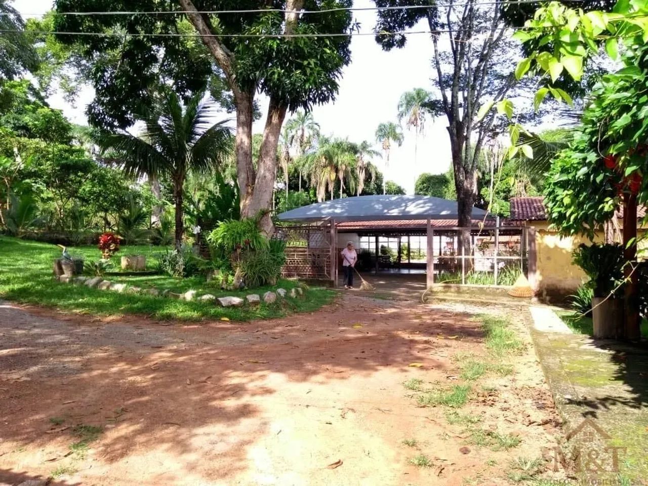 Chácara ampla no Jardim Mariliza com 2 casas - Foto 3