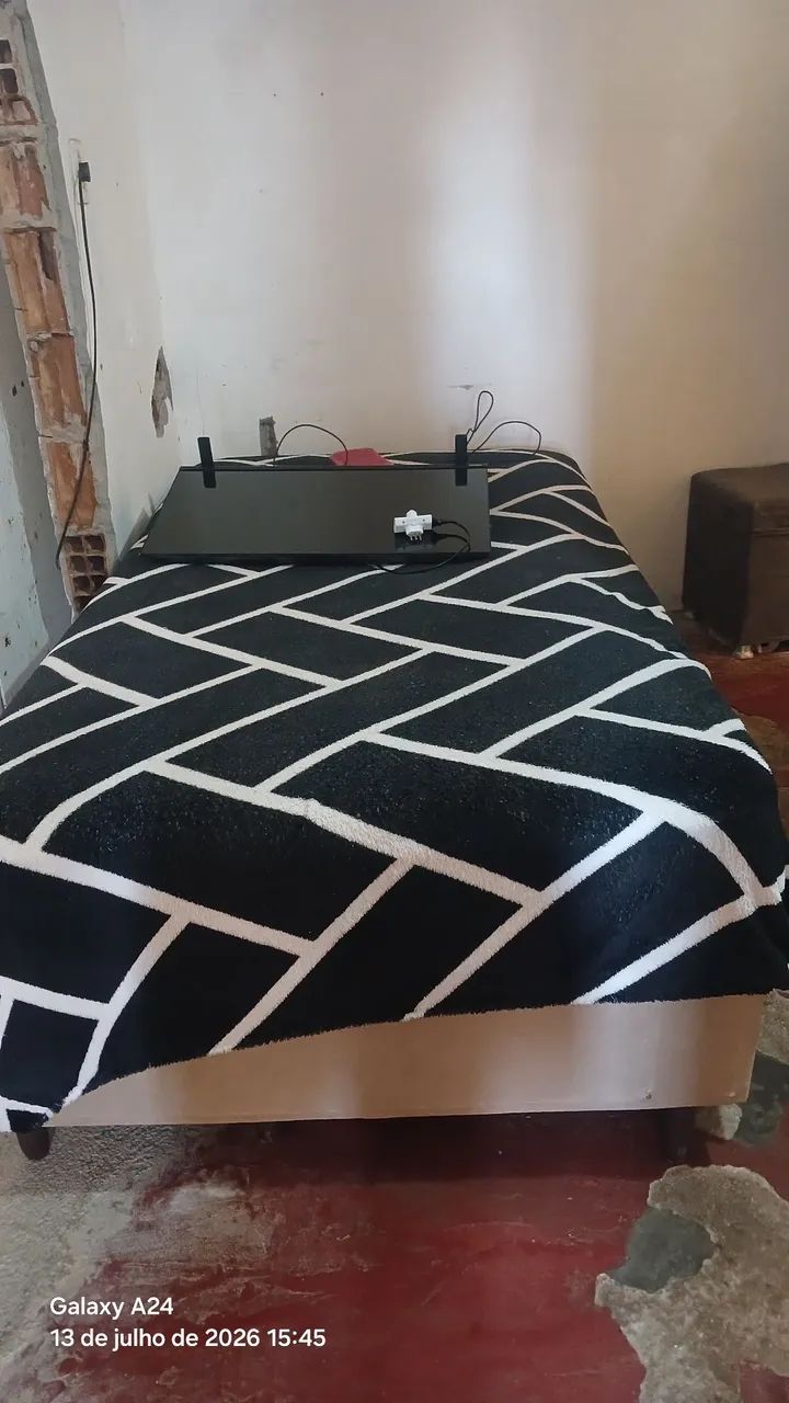 Vendo cama souterão  por 500$