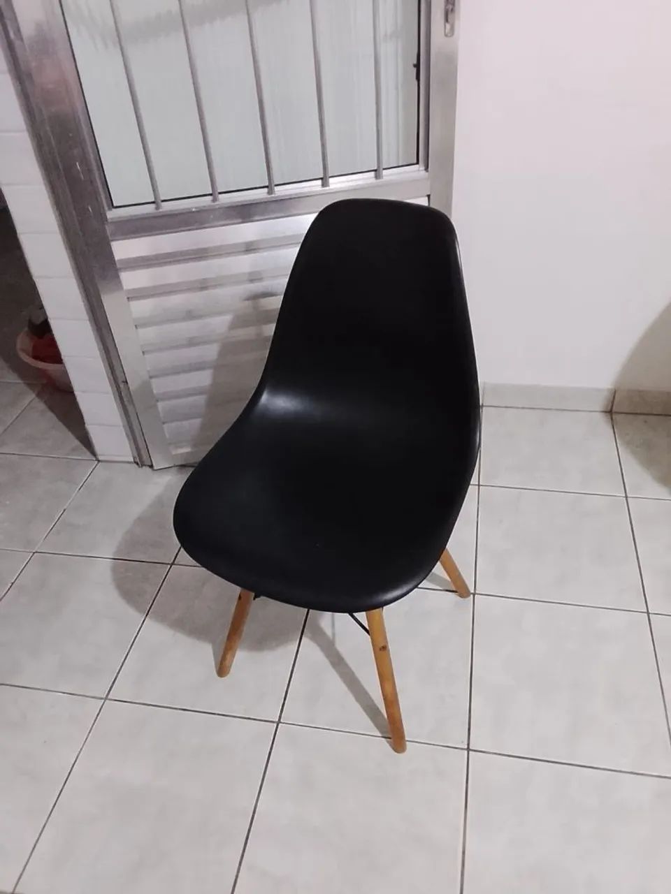 Mesa com 4 cadeiras - Foto 4