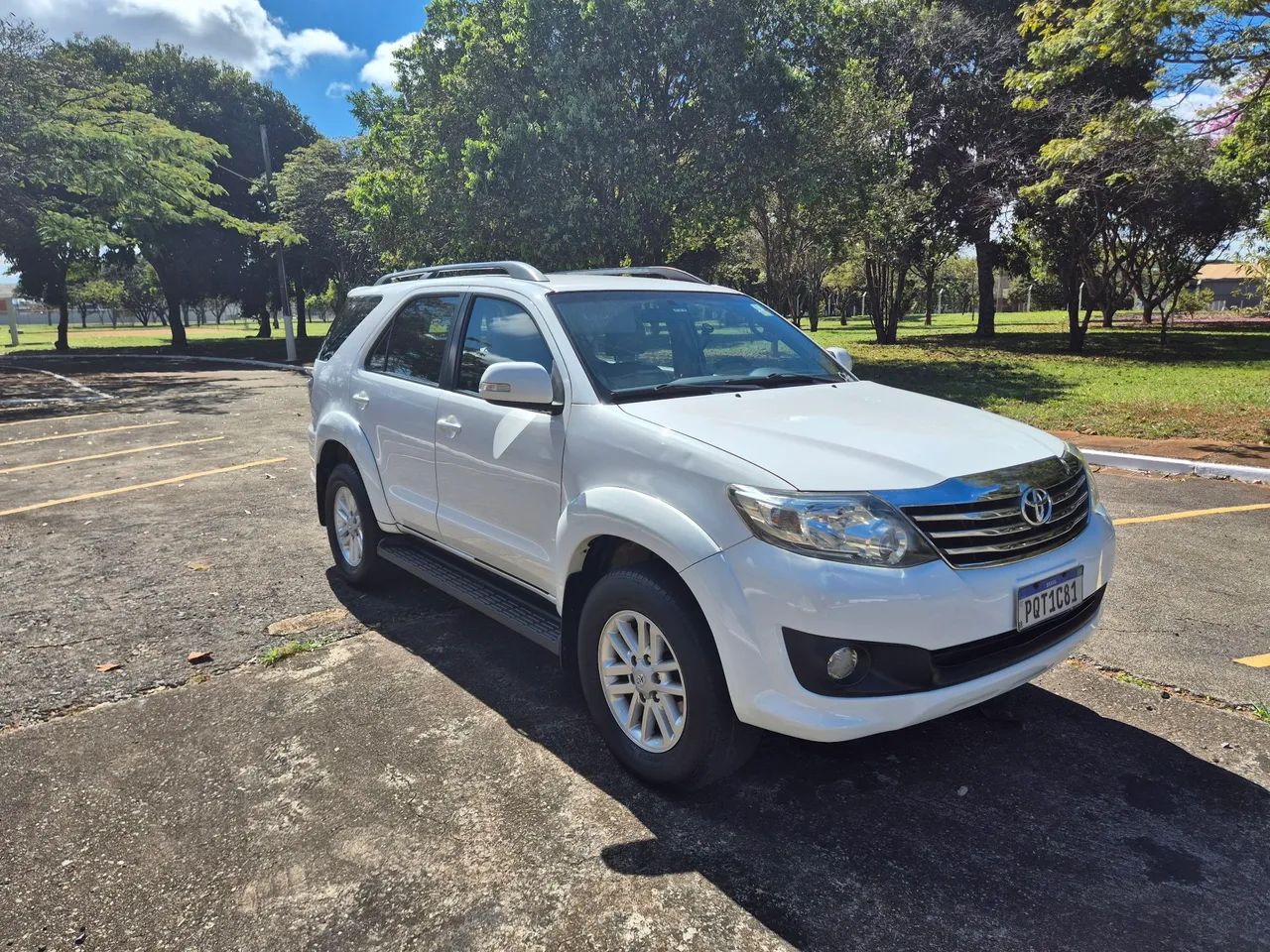 Toyota Hilux Hilux SW4 SR 4x2 2.7/ 2.7 Flex 16V Aut. 2015
