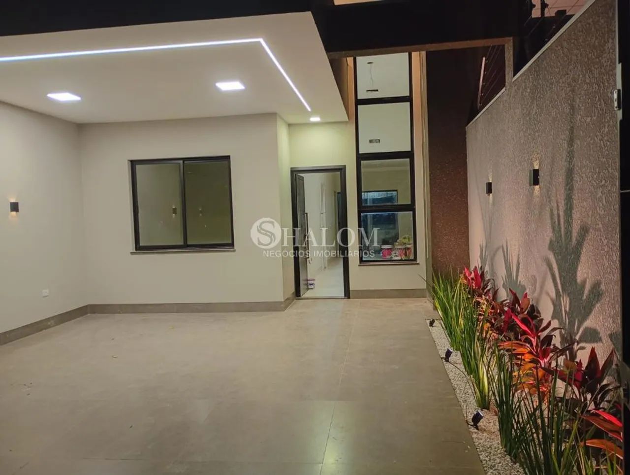 Casa à venda em Maringá, Jardim Piatã, com 3 quartos, com 102 m² - Foto 3