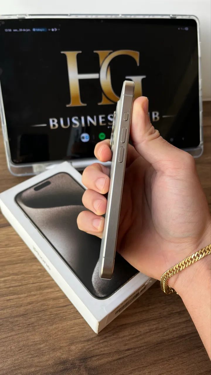 iPhone 15 Pro 256gb com NF Impecável Garantia