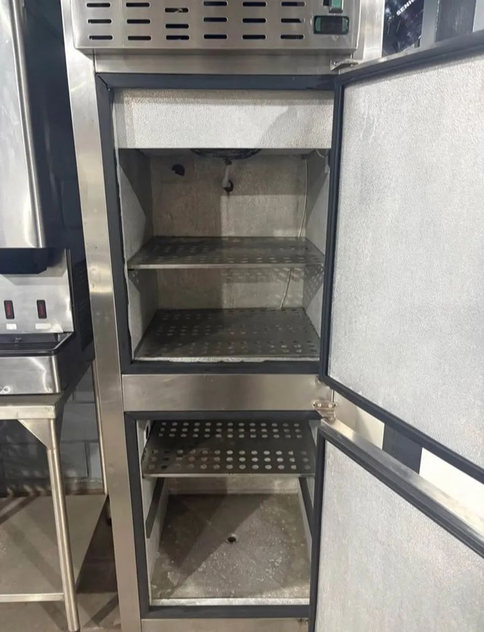 Freezer vertical inox  - Foto 3