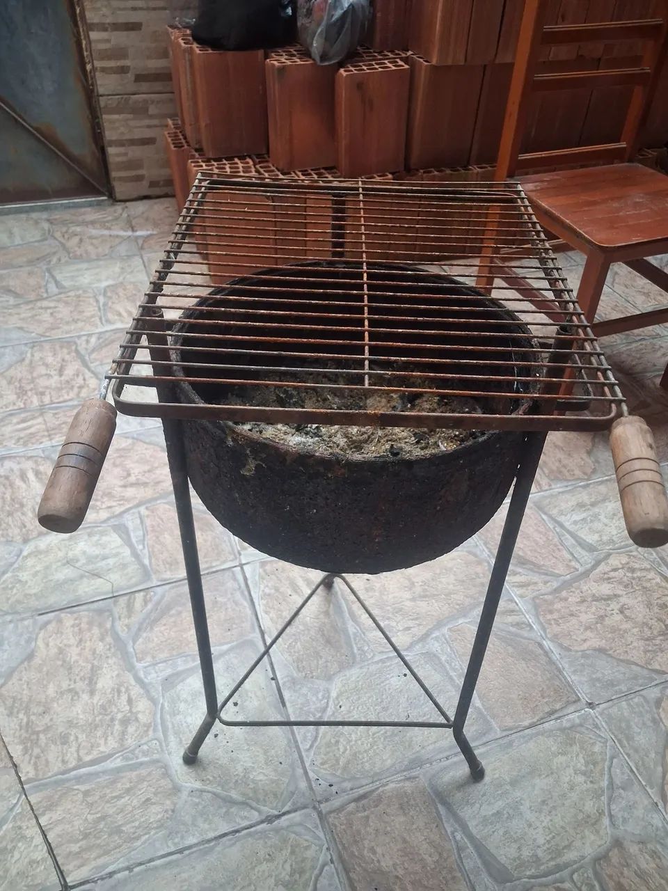 Vendo churrasqueira  - Foto 2