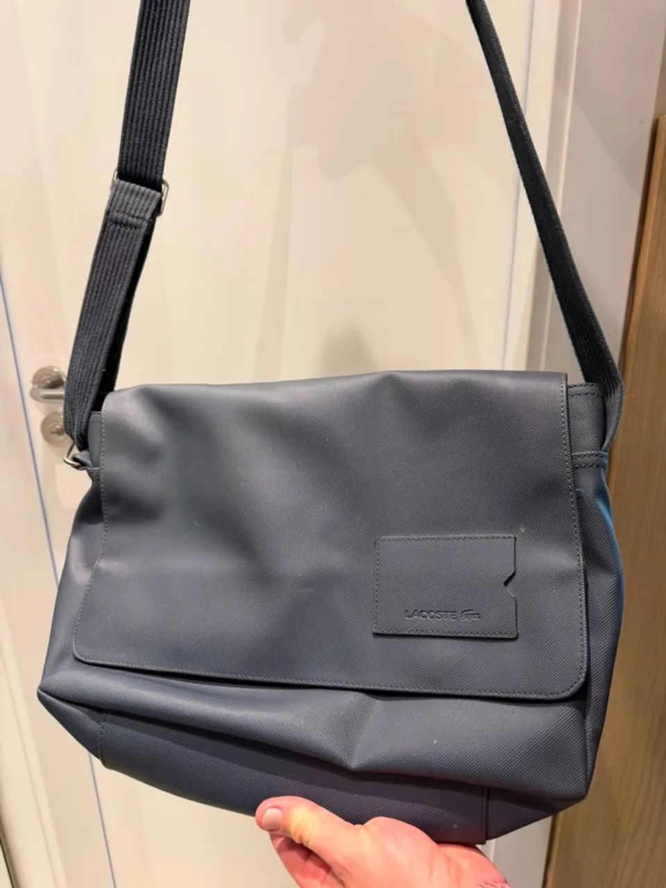 Bolsa Lacoste Original Transversal / Messenger Azul-Marinho