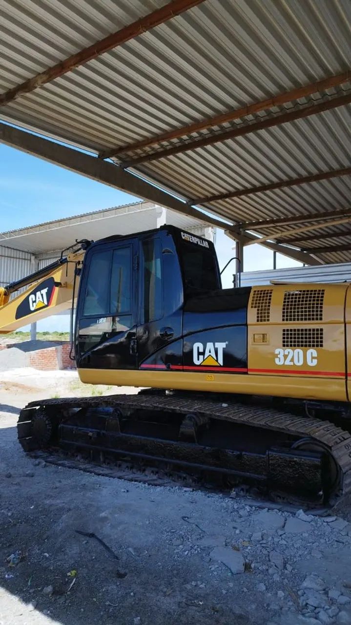 escavadeira CAT 320C - Foto 4