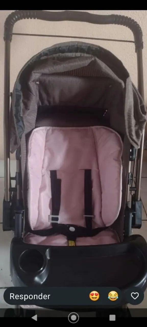 Vendo esse carrinho de passeio p bebê da Galzerano  - Foto 4