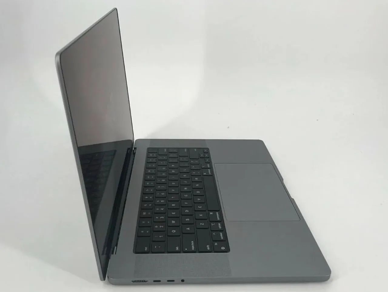 MacBook Pro 16" M1 Pro (16GB RAM / 512GB SSD) - Impecável