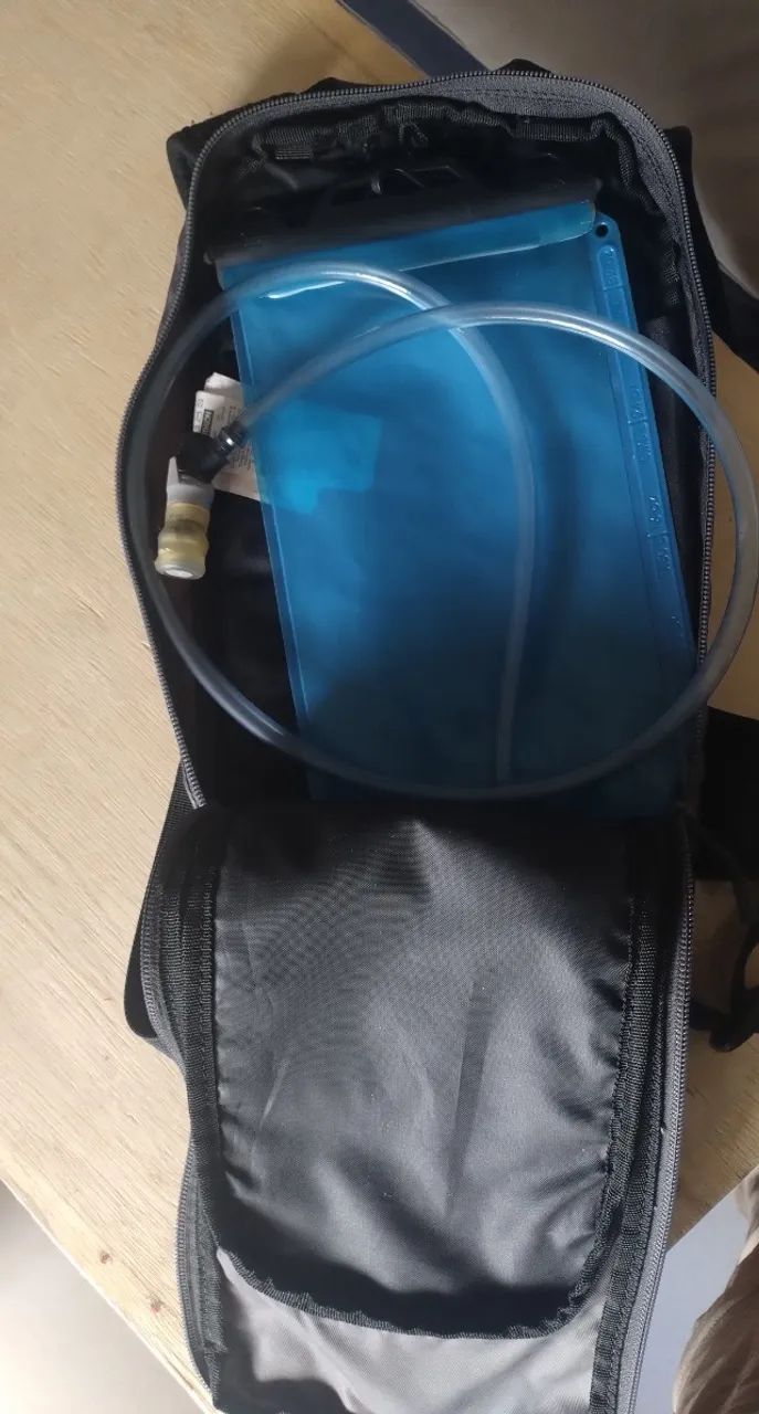 Mochila de hidratação de 5 litros  - Foto 2