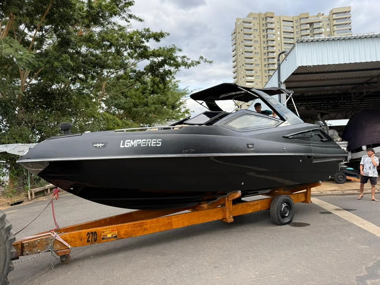 LANCHA NHD 270 - OPEN DECK 