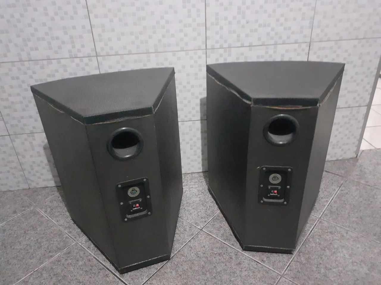 KIT 2 CAIXAS DE SOM