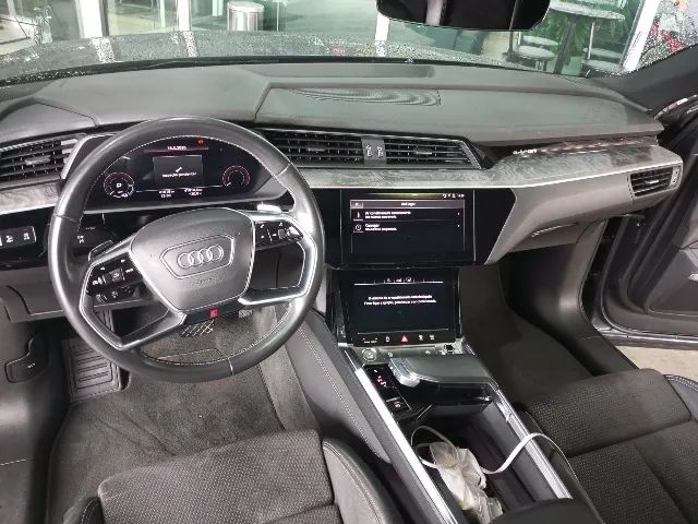 Audi E-Tron Sportback Perf. Aut. (elétrico) 2020 - Foto 2