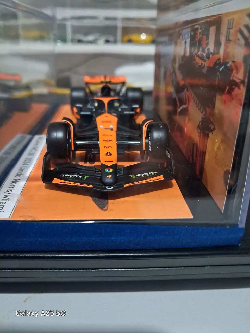 MCLAREN MCL38 - LANDO NORRIS - Foto 3