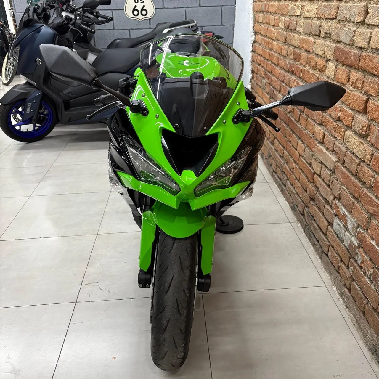 Kawasaki Zx-6r 600cc 2020 - 1502318450 | OLX