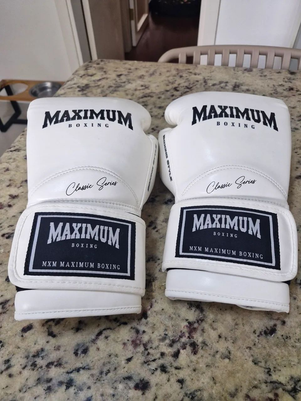 Luva Maximum New Classic White Boxe / Muay Thai / Kickboxing - Foto 2