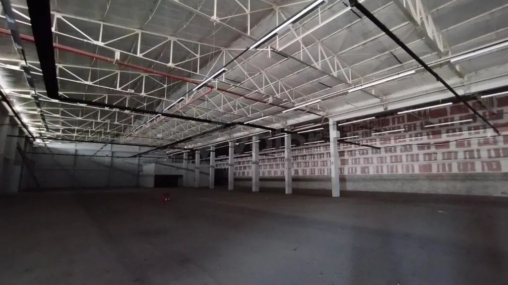 Galpão para alugar em Campinas, São Bernardo, com 2200 m ² - Foto 4
