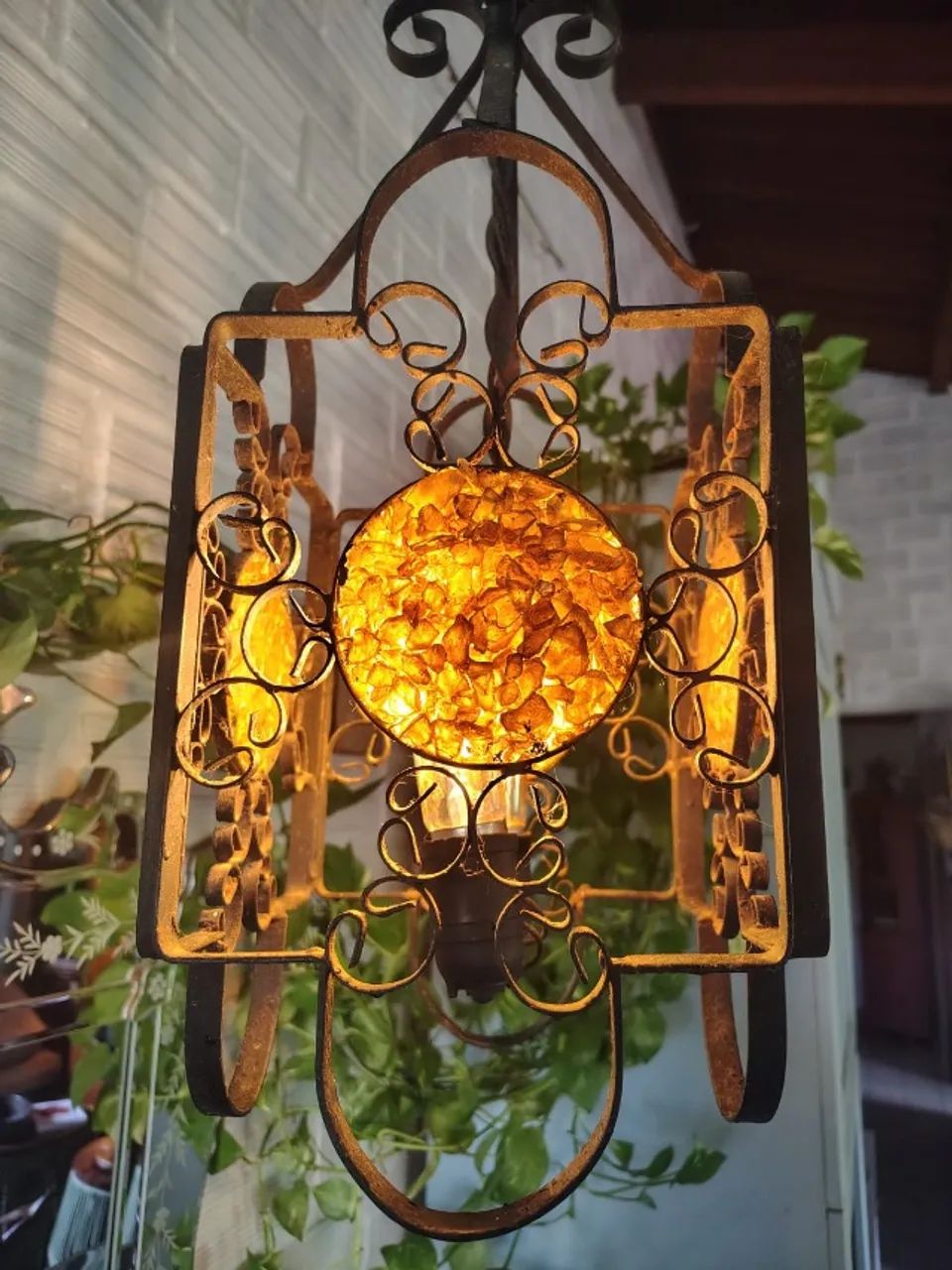 Lustre antigo em ferro - Foto 3